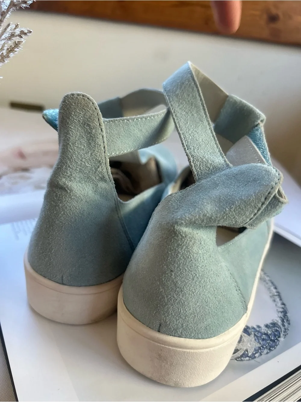 Women’s Mint Suede Slip-On Platform Sneakers 9.5